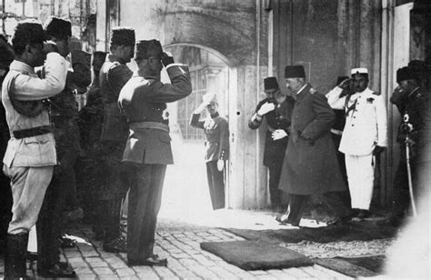 La Crise de 1908 et l’Affaiblissement du Sultanat Ottoman face à la Montée des Mouvements Nationalistes